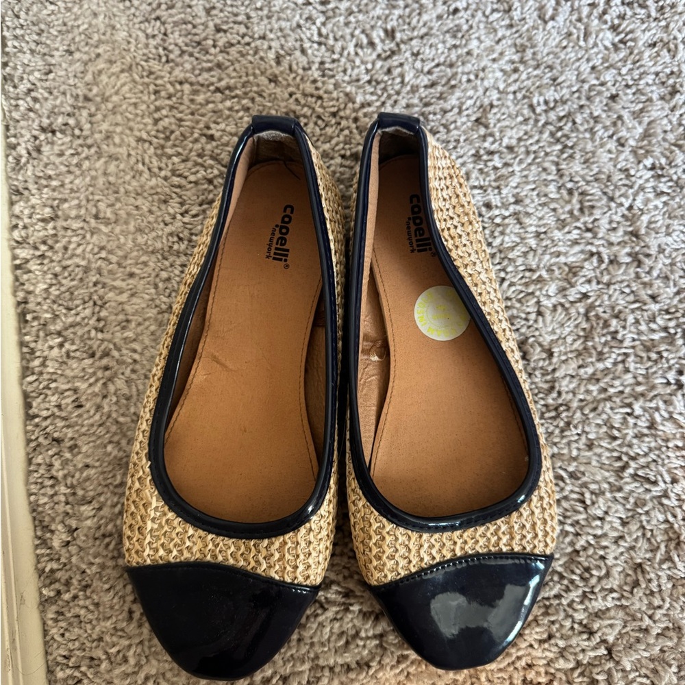 Capelli of New York Woven Tan and Black Flats